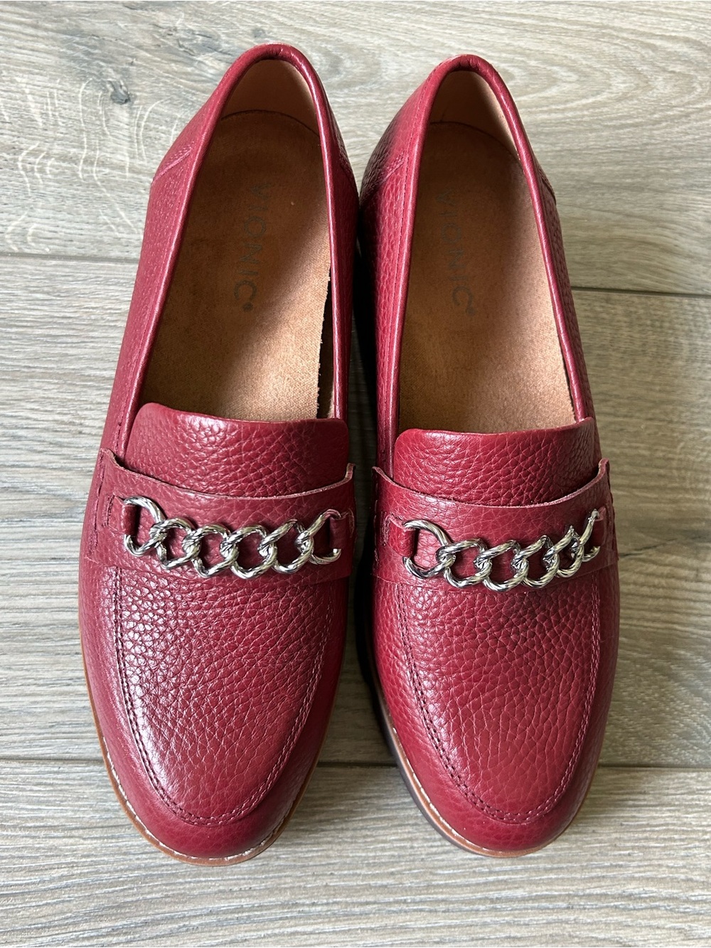 Vionic Red Emalyn Chunky Leather Loafers Women’s Size 7